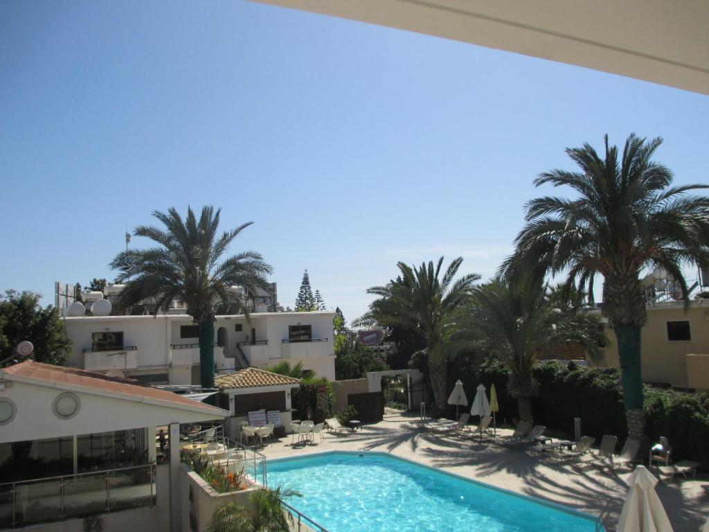Andries Apartments Paphos Buitenkant foto