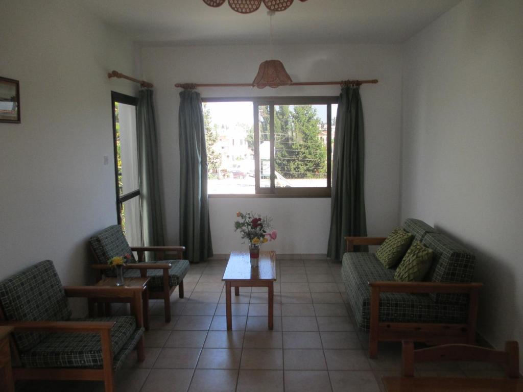 Andries Apartments Paphos Buitenkant foto